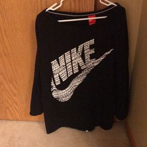 Nike sweater shirt